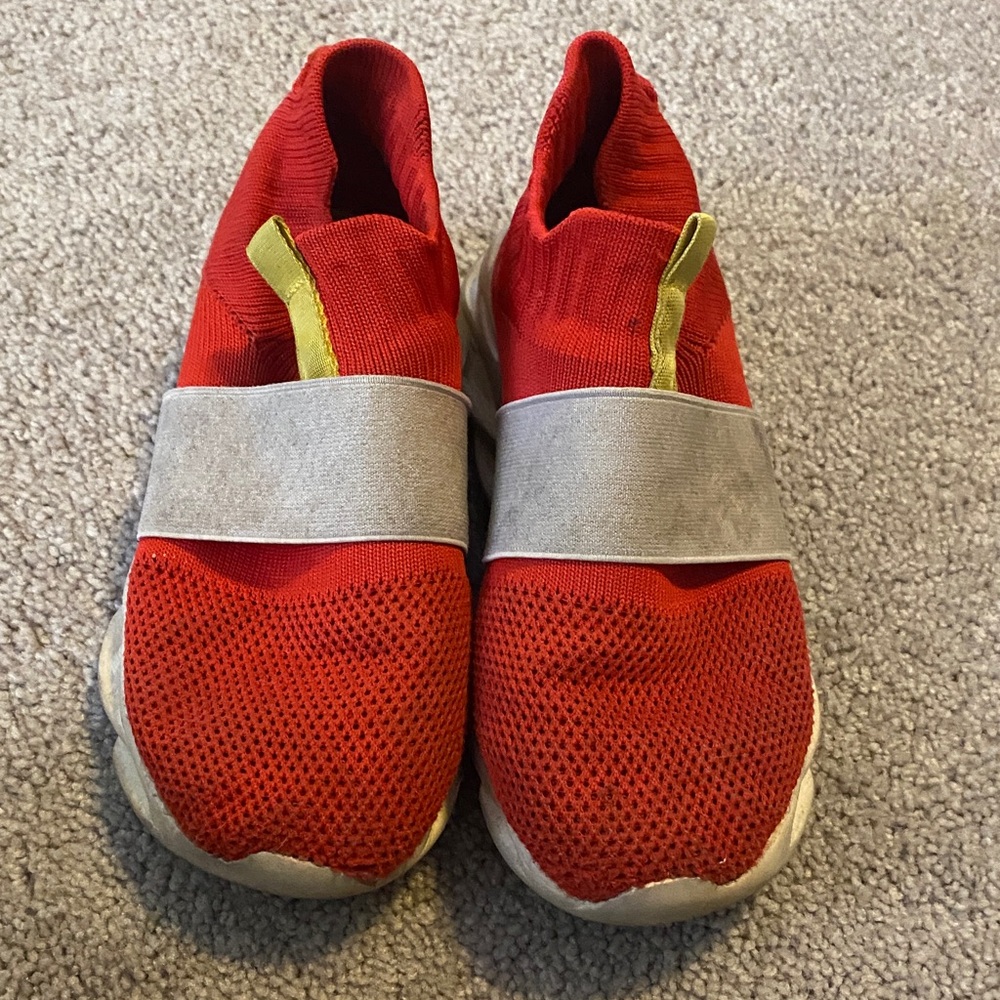 Kids Red Sonic the hedgehog Slip-On Shoes